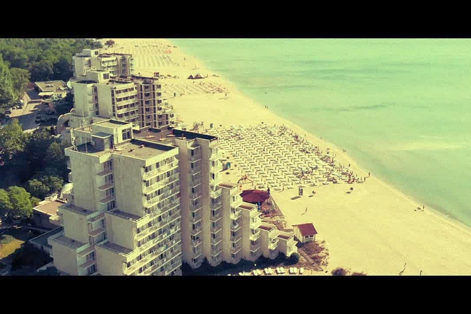 Kadar ot klipa na d2 s bobo i lora karadzhova