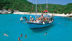 Йонийските острови: Антипакси