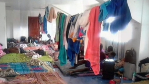 Условията, при които живеят футболистите в Лаос