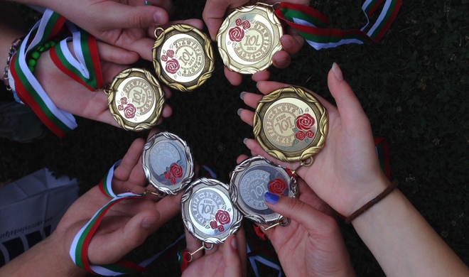 Седем олимпийски медала по лингвистика