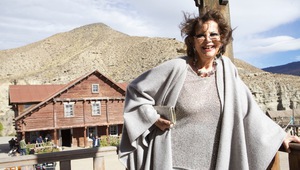 Клаудия Кардинале на снимачната площадка в Испания