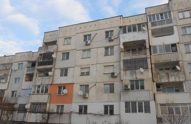 Блок 36 в жк "Ален мак" преди санирането