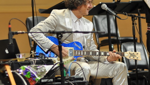 Горан Брегович по време на концерт