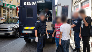 Нелегални имигранти при полицейска акция в София