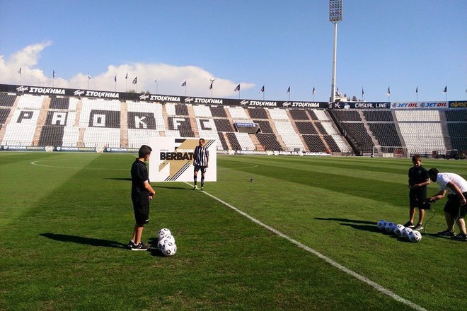 Dimitar berbatov na stadion tumba v solun