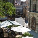 Кафене на открито в стария град на Женева