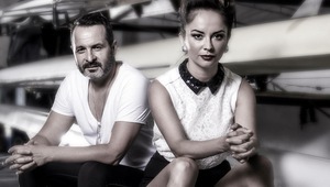 Десо и Вики от "Мастило" в новия си клип "Прости ми"