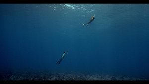 Кадър от видеото на Naughty Boy с Бийонсе