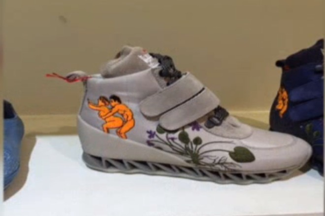 Detski obuvki s kama sutra stseni