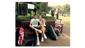 Гришо на архивна снимка със словашката си приятелка