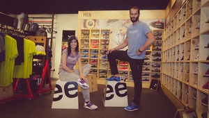 Яна Маринова в магазина на "Рийбок"