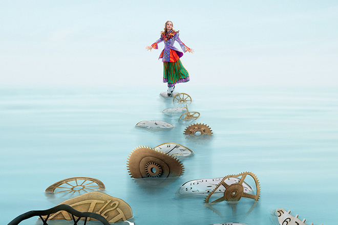 Plakat za alisa v ogledalniya svyat 2016