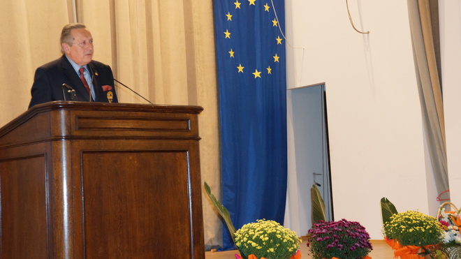 Акад. Стефан Воденичаров