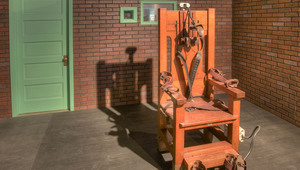 Електрически стол