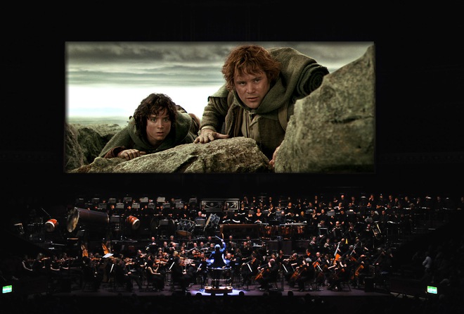Фродо, Сам и оркестър