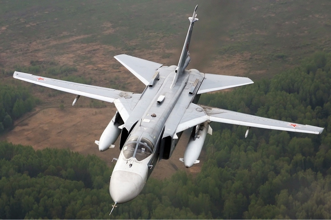 Изтребител Су-24