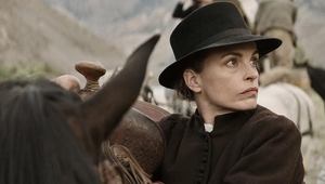 Нина Хос в кадър от "Злато" (2013)