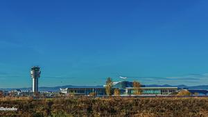 Изглед към летище София