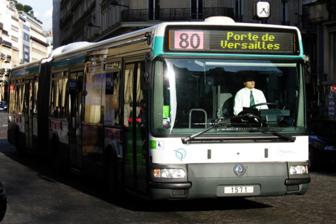 Parizh shte napravi obshtestveniya si transport bezplaten