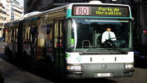 Париж ще направи обществения си транспорт безплатен