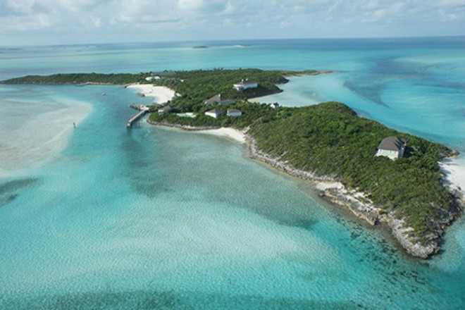 Ostrov v egeysko more se prodava za 35 miliona evro