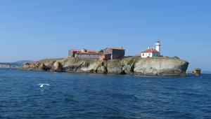 С корабче до остров Света Анастасия