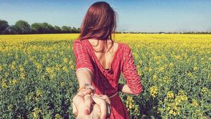 Момиче превежда своя приятел из света в поредица от поразителни снимки