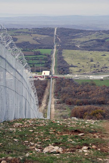 Оградата на българо-турската граница
