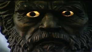 Светещите очи на паметника на цар Самуил