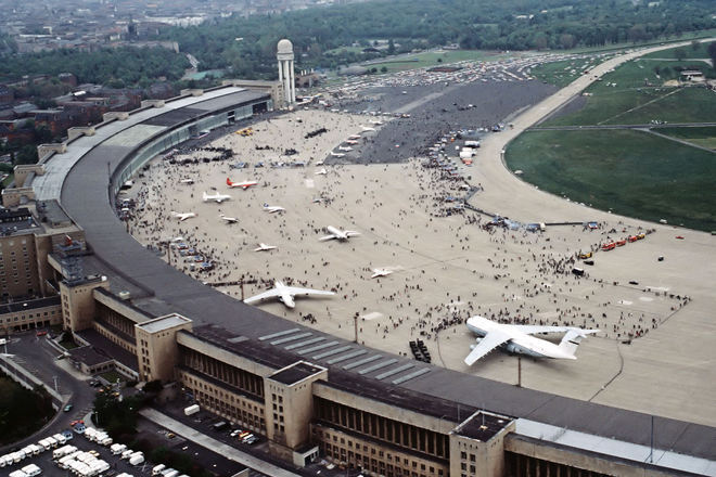 Letishte tempelhof v berlin prez 80 te