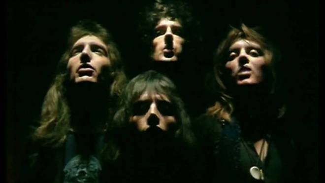 "Куин" в клипа си Bohemian Rhapsody