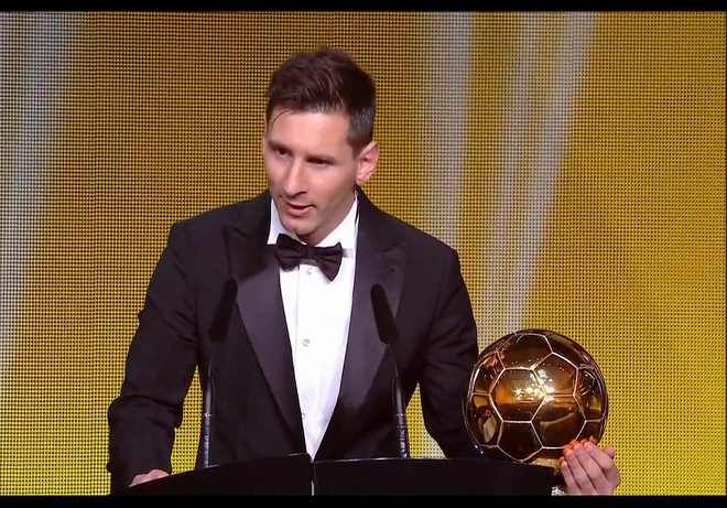 Лео Меси със "Златната топка" за 2015 г.