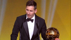 Лео Меси със "Златната топка" за 2015 г.