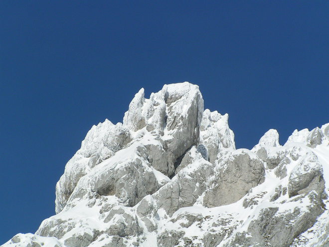 Сняг в планината