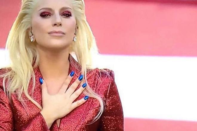 Leydi gaga na superboula