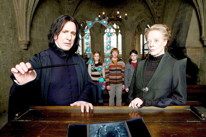 Алън Рикман и Маги Смит в "Хари Потър и Нечистокръвния принц" (2009)
