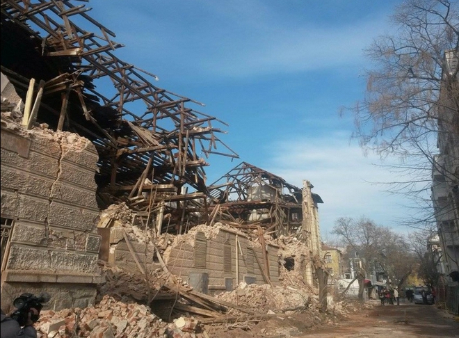 Полуразрушеният паметник на културата в Пловдив