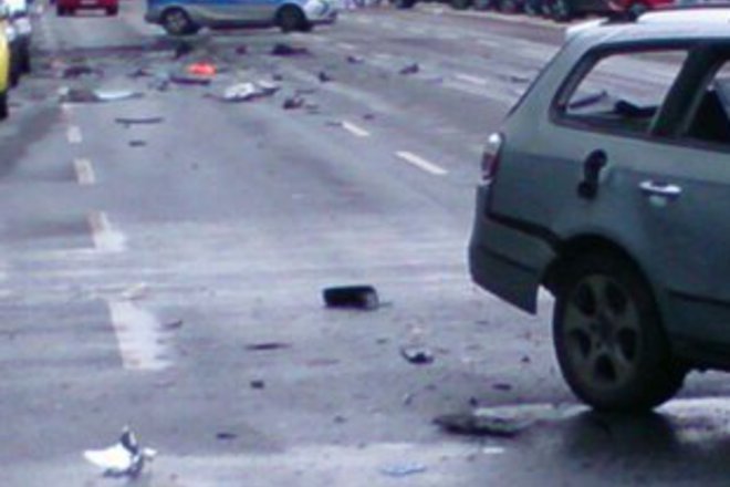Bomba vzrivi kola v berlin 15 mart 2016 g