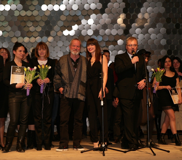 Йорданка Фандъкова с лауреати и екипа на СФФ 2016