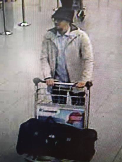 Издирваният трети терорист на летището в Брюксел
