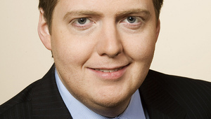 Сигмундур Гунлаугсон, вече бивш премиер на Исландия