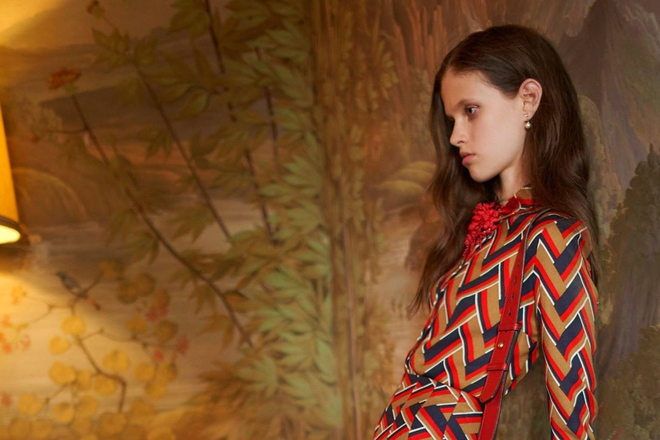 Klyoshtavata manekenka na guchi