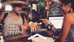 Как тениските IconSpeak ни влизат в употреба