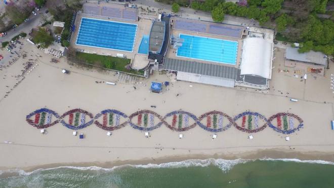 ДНК веригата на варненския плаж от въздуха