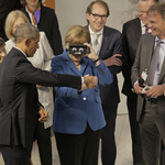 Обама и Меркел във виртуалната реалност