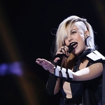 Поли Генова пее за журито на Евровизия