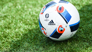 Официалната топка на Евро 2016