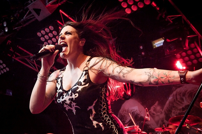 Floor yansen kato frontdama na nightwish