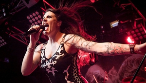 Флоор Янсен като фронтдама на Nightwish