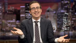 Джон Оливър